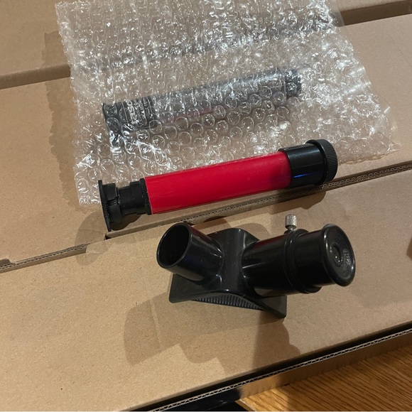 Tasco Red Telescope & Microscope Set - Picture 14 of 15